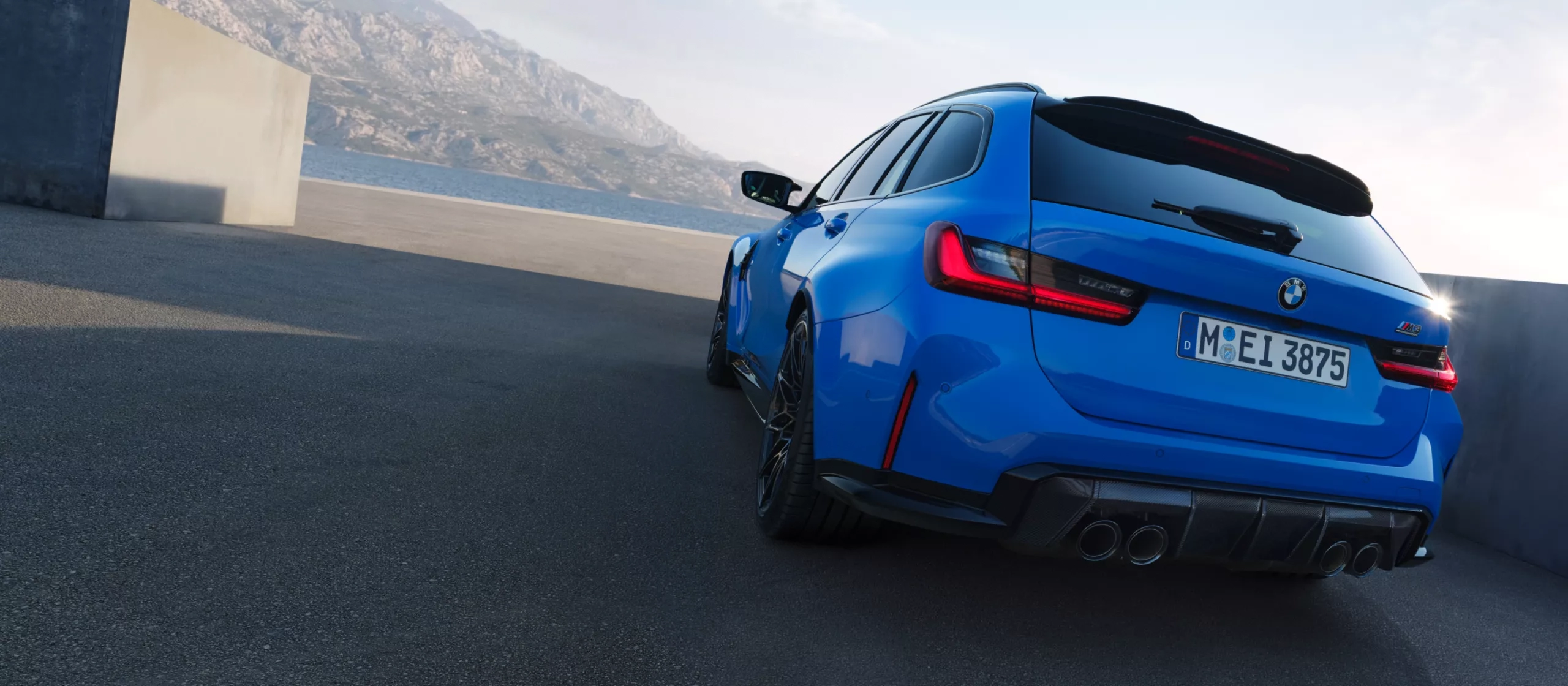 BMW M3 COMPETITION TOURING. BMW M3 COMPETITION TOURING.