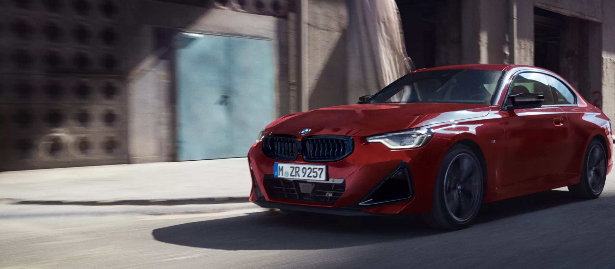BMW M240i xDrive Coupé.